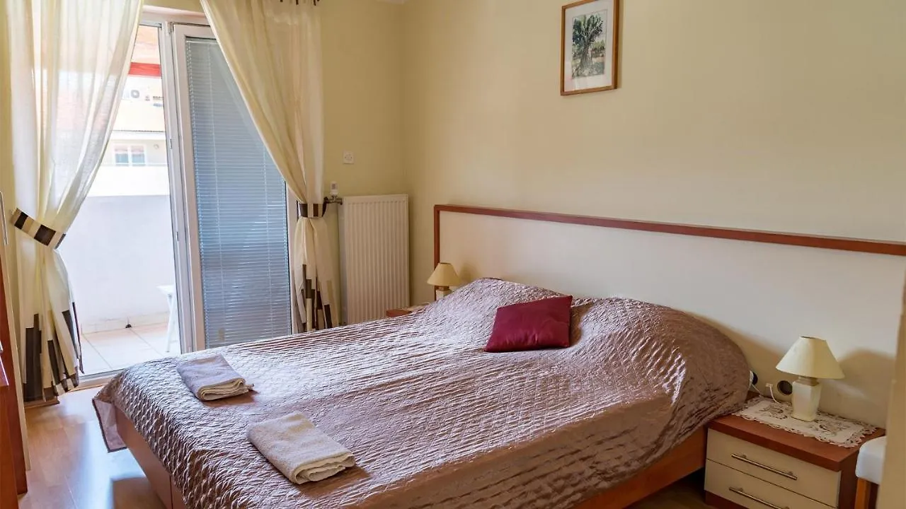 Pag Marina Rooms & Apartment
